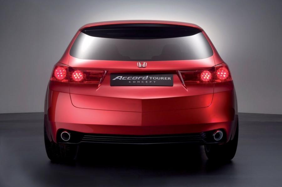  Honda Accord Tourer Concept 2007 года  (фото 5 из 24)